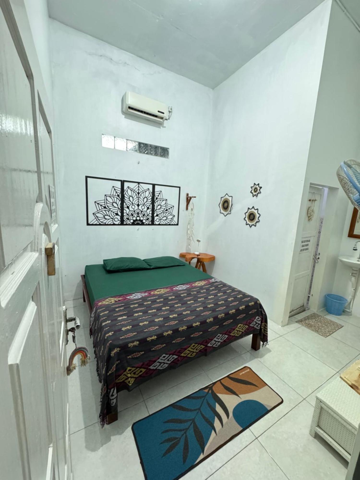 Loyal Friend Hostel การีมุนยาวา ภายนอก รูปภาพ